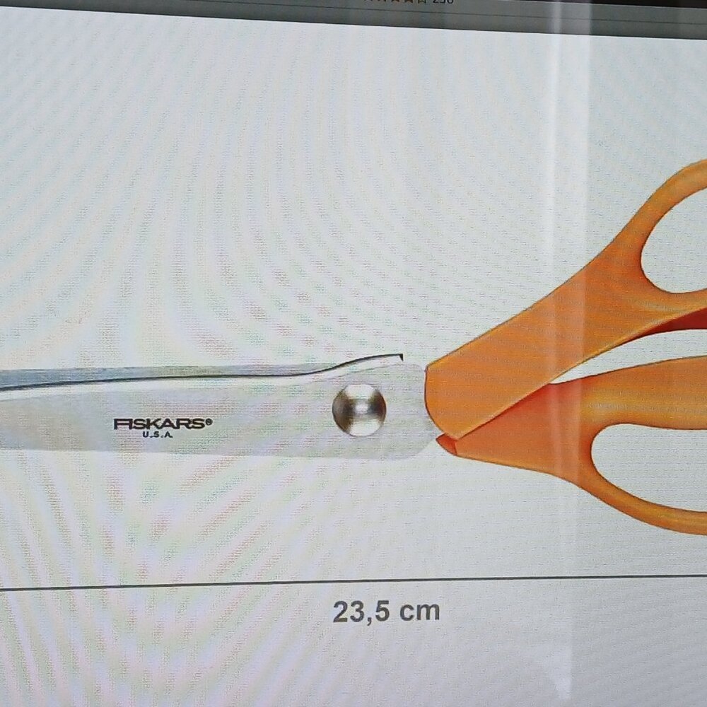 Fiskars Stainless Pinking Scissors - Picture 3 of 10